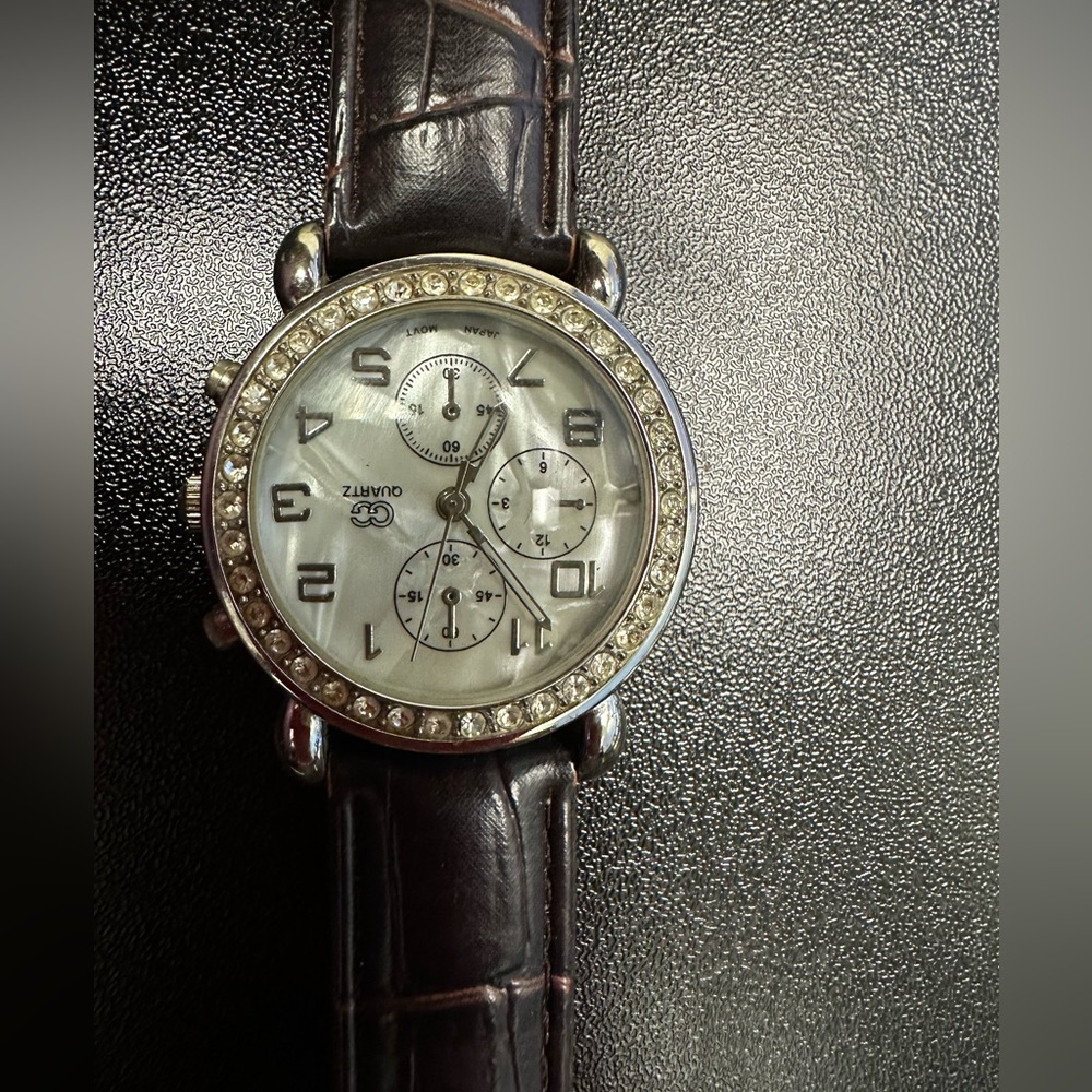 Men Watch - Picture 2 of 2
